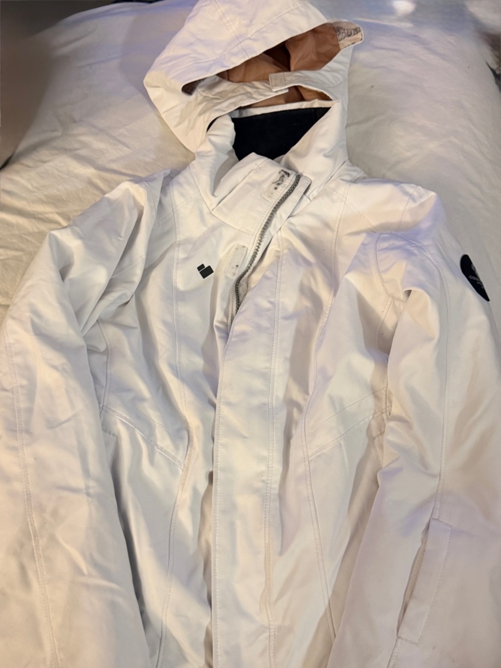 Obermeyer Teen White Hooded Ski Jacket